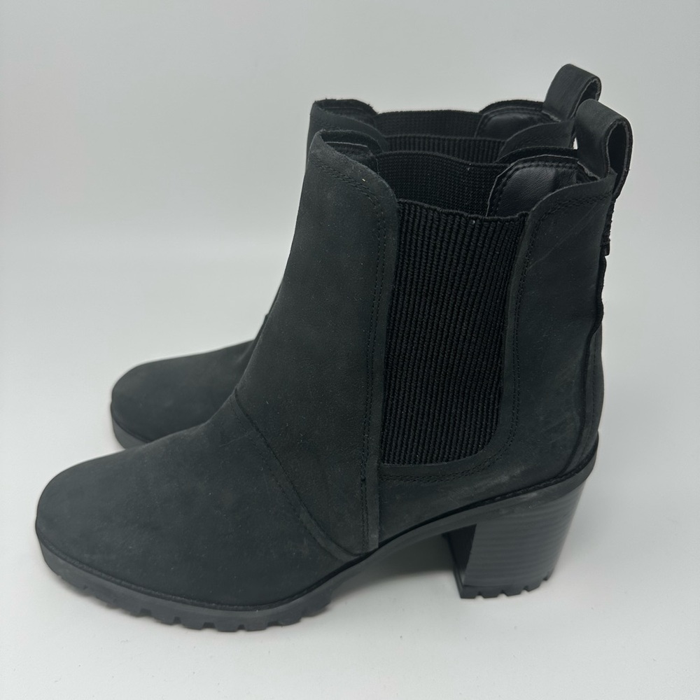 UGG Hazel Ankle Boots Stacked Block Heel Booties Waterproof Black Suede Sz 9 - Picture 2 of 16